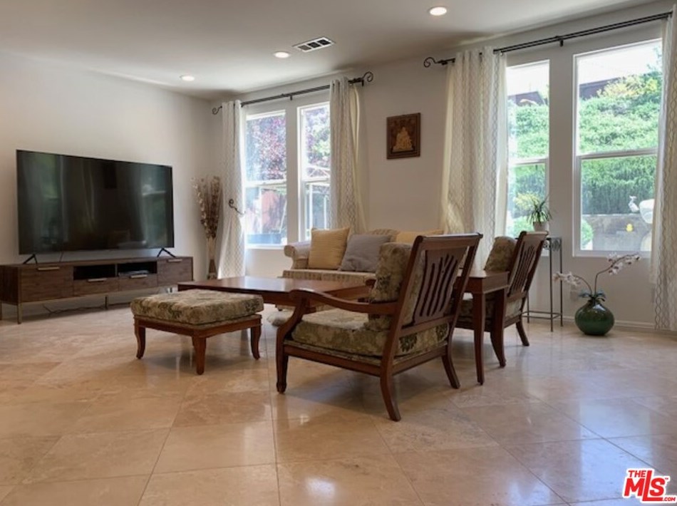 678 Milford St, Los Angeles CA  90042-2793 exterior