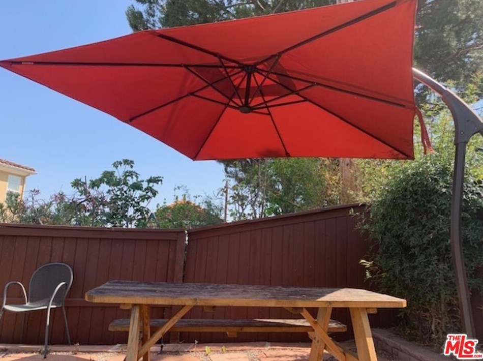 678 Milford St, Los Angeles CA  90042-2793 exterior