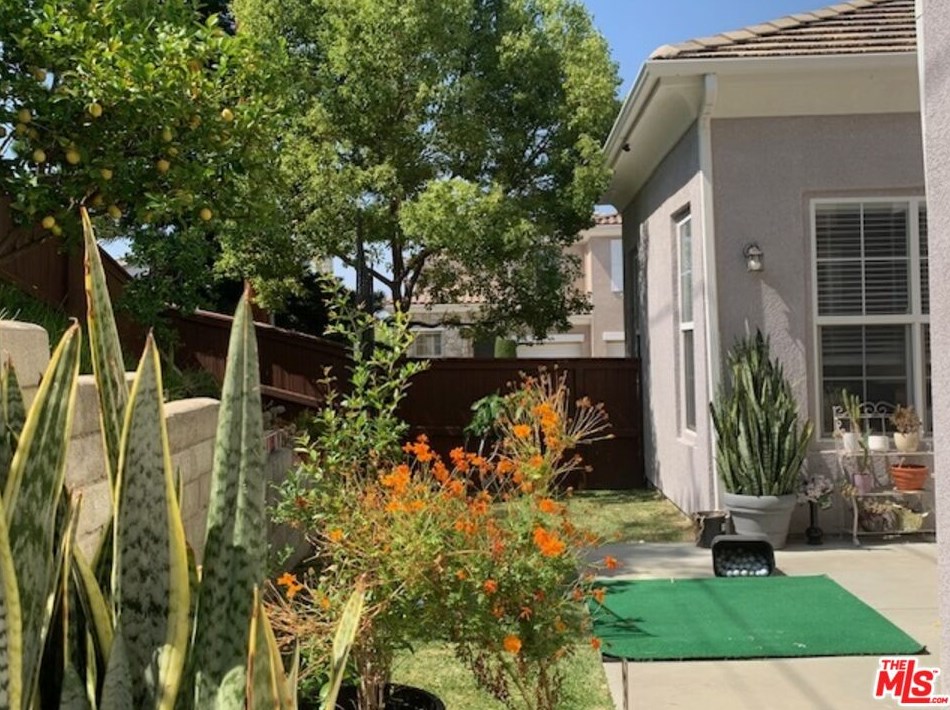 678 Milford St, Los Angeles CA  90042-2793 exterior