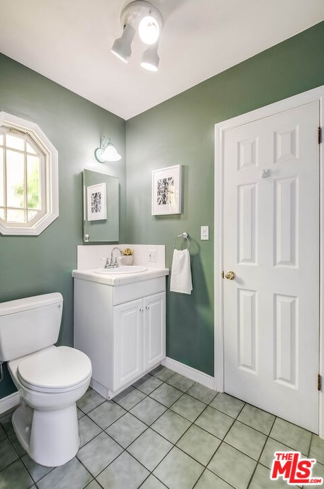 4400 Beeman Ave, North Hollywood CA  91604-1304 exterior