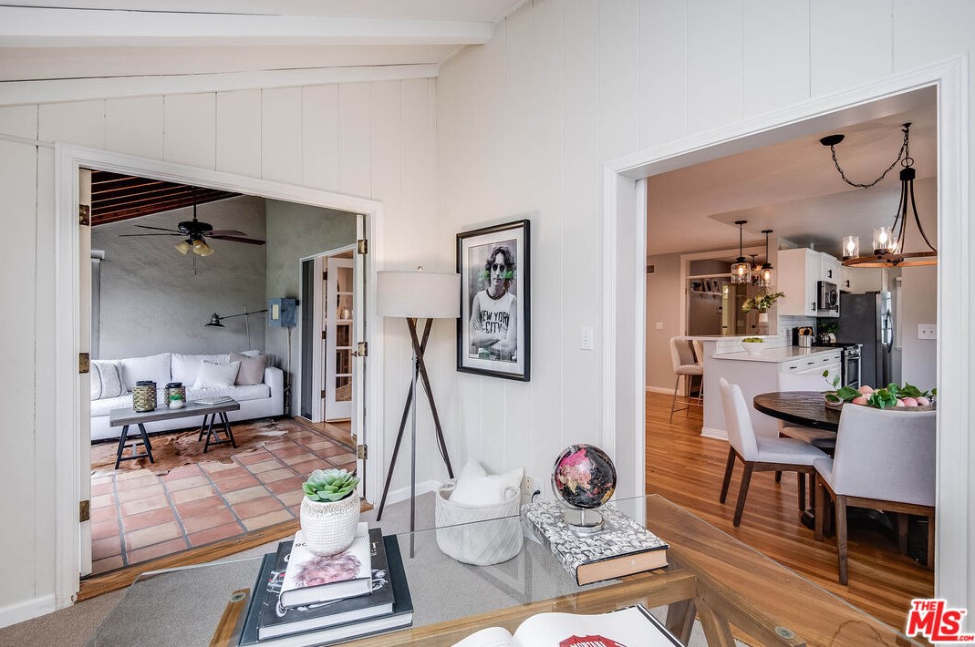 4400 Beeman Ave, North Hollywood CA  91604-1304 exterior