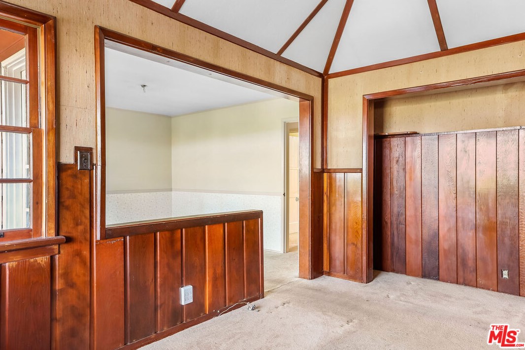 4166 60th St, Los Angeles CA  90043-3602 exterior