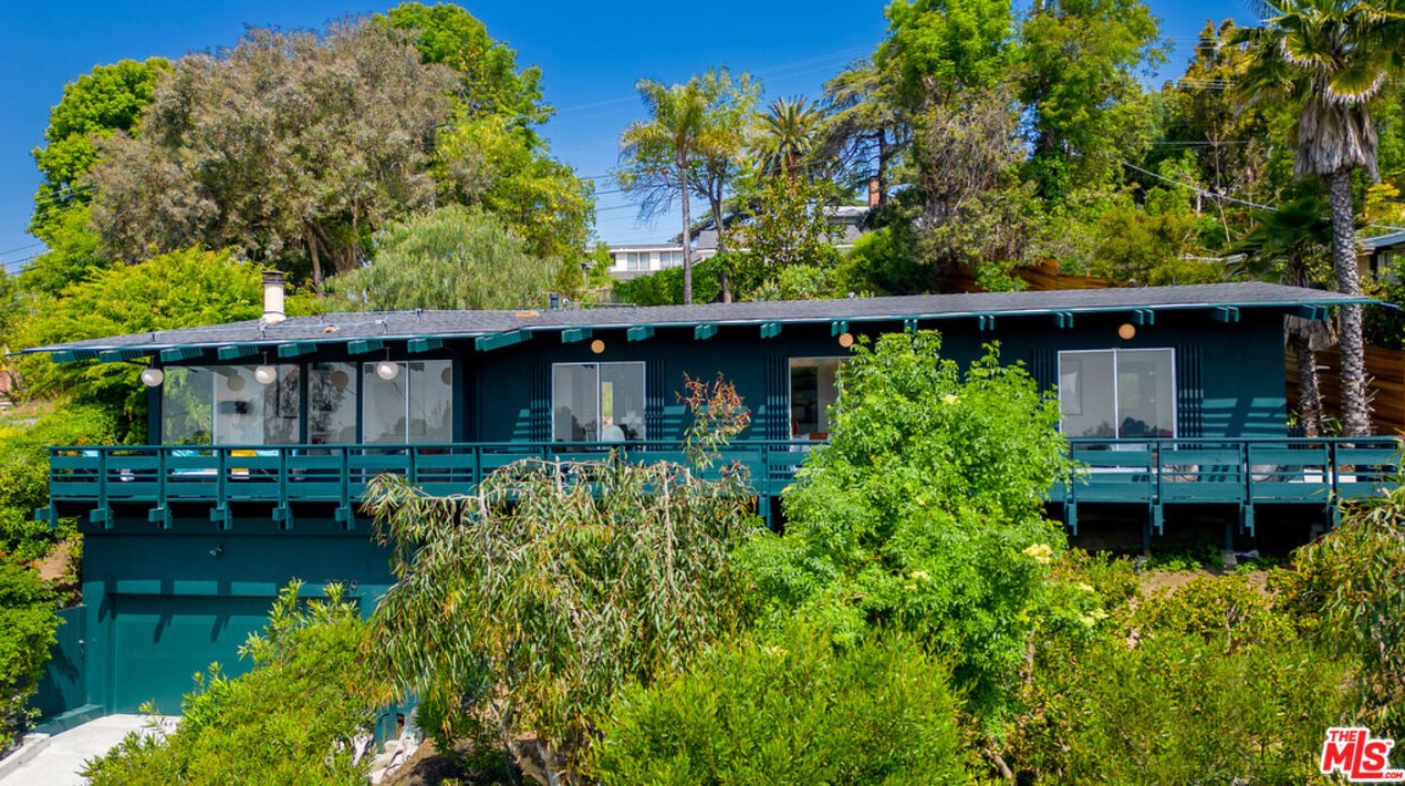 3729 Mayfair Dr, Los Angeles CA  90065-3208 exterior