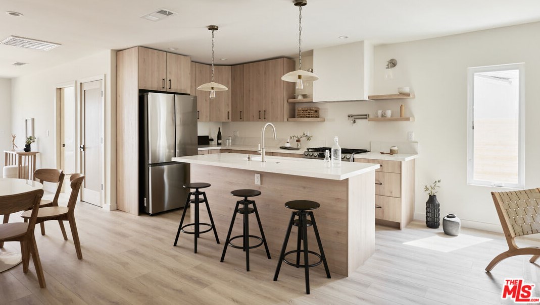 2242 Dorris Pl, Los Angeles CA  90031-1127 exterior