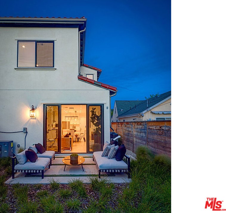 1651 Hayworth Ave, Los Angeles CA  90035-4514 exterior