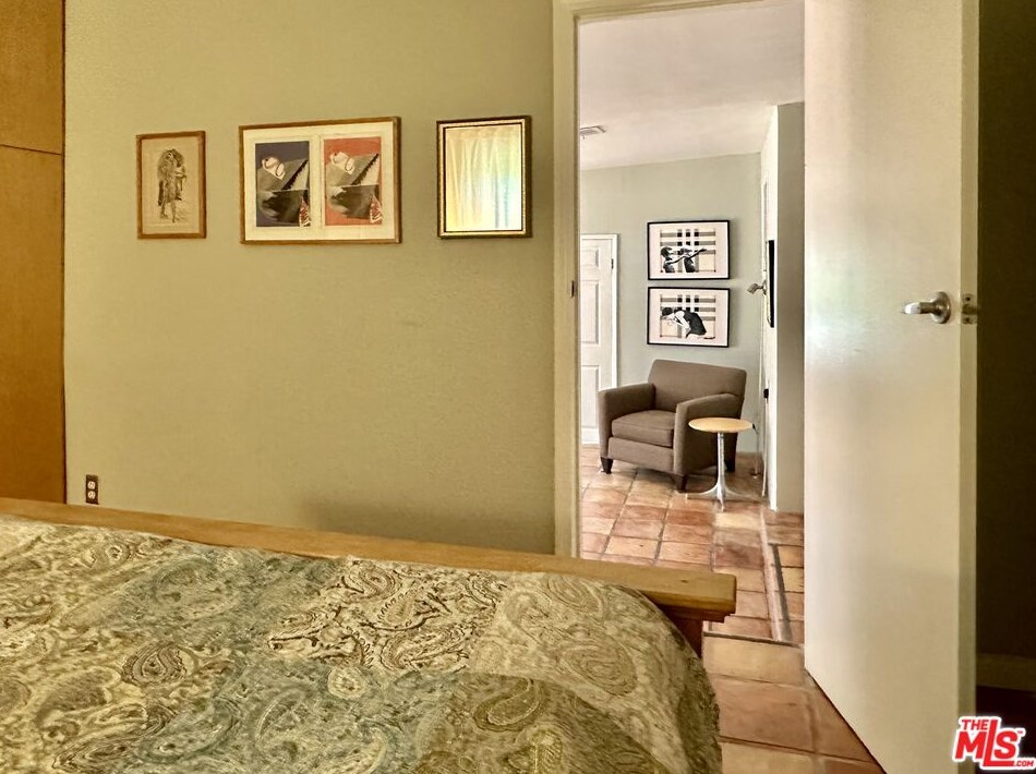 3130 Ivy St, Los Angeles CA  90034-3213 exterior