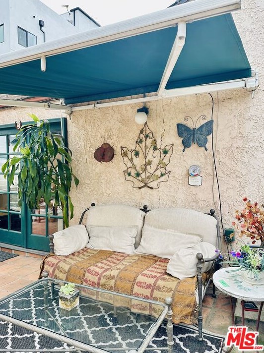 3130 Ivy St, Los Angeles CA  90034-3213 exterior