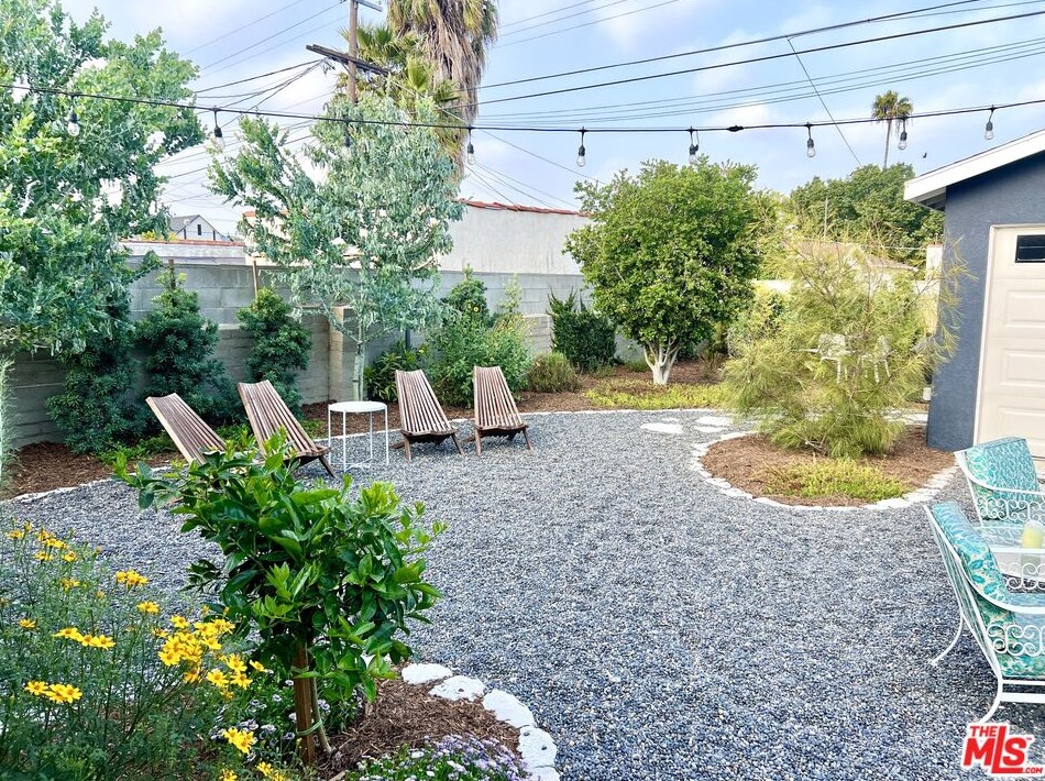 5914 Madden Ave, Los Angeles CA  90043-3215 exterior