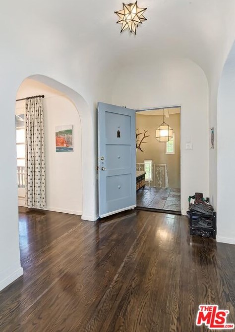 1053 Hayworth Ave, Los Angeles CA  90035-2601 exterior