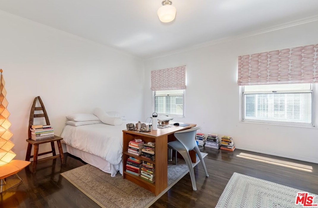 1053 Hayworth Ave, Los Angeles CA  90035-2601 exterior