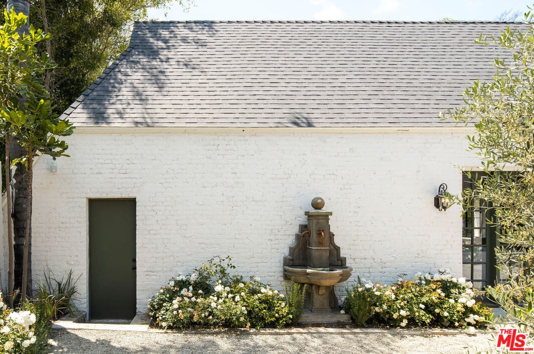 940 Hauser Blvd, Los Angeles CA  90036-4724 exterior
