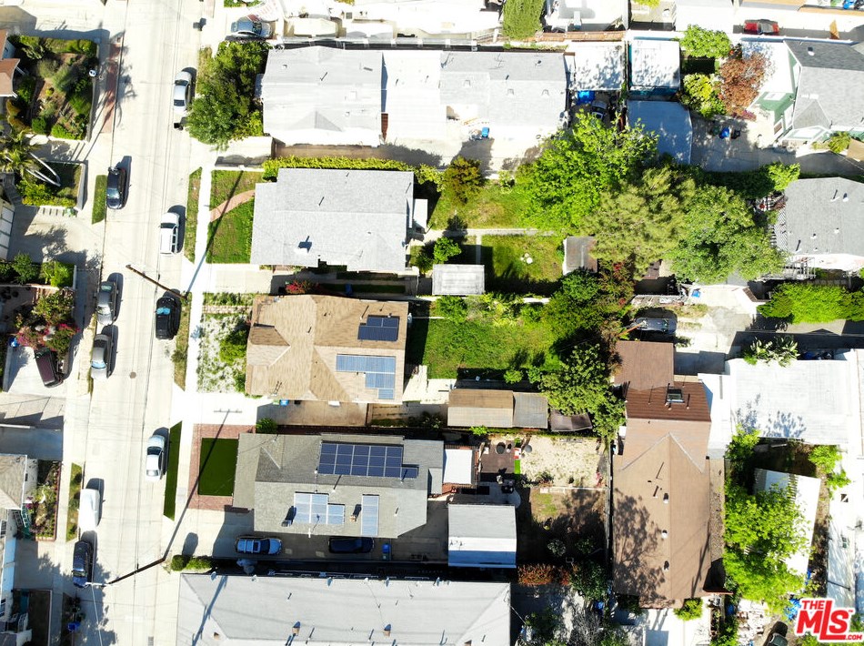 6162 Oak Crest Way, Los Angeles CA  90042-1310 exterior
