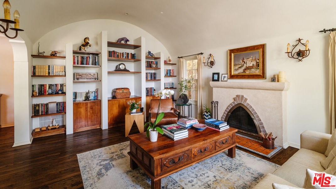 10568 Blythe Ave, Los Angeles CA  90064-3342 exterior