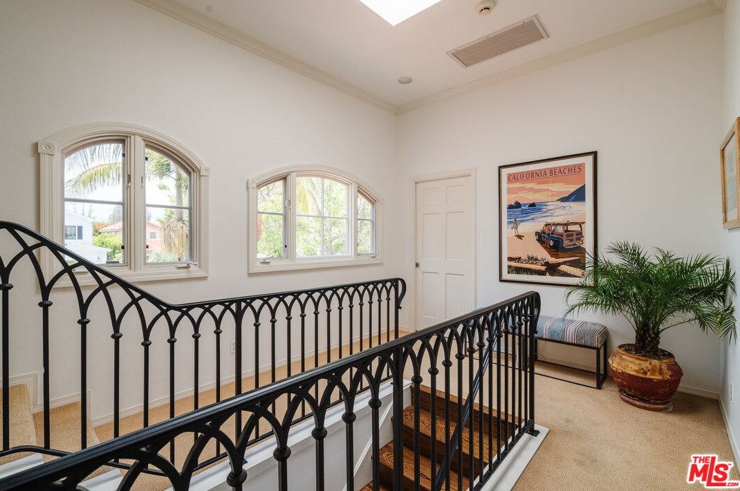 10568 Blythe Ave, Los Angeles CA  90064-3342 exterior