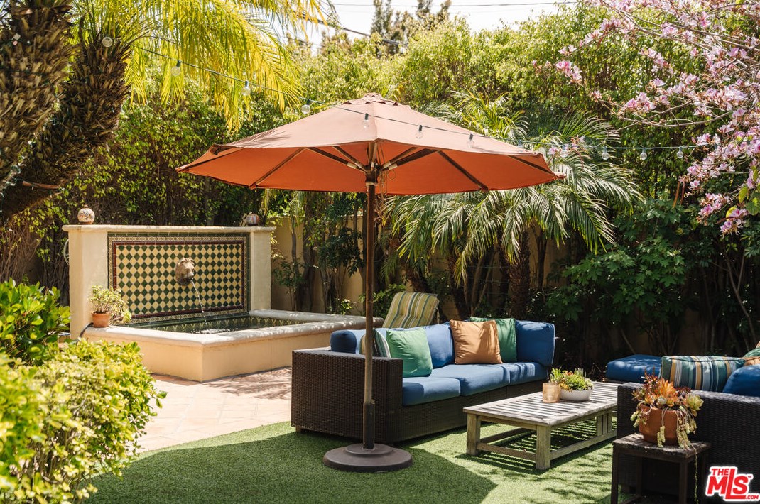 10568 Blythe Ave, Los Angeles CA  90064-3342 exterior