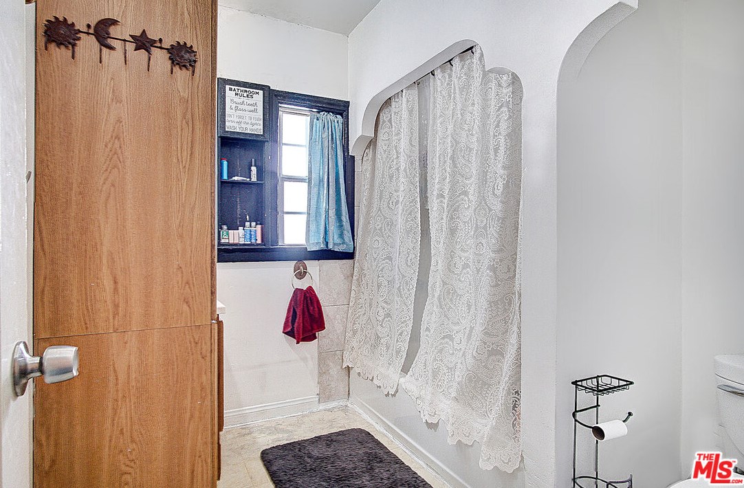 832 8 St, Alhambra CA  91801-4633 exterior