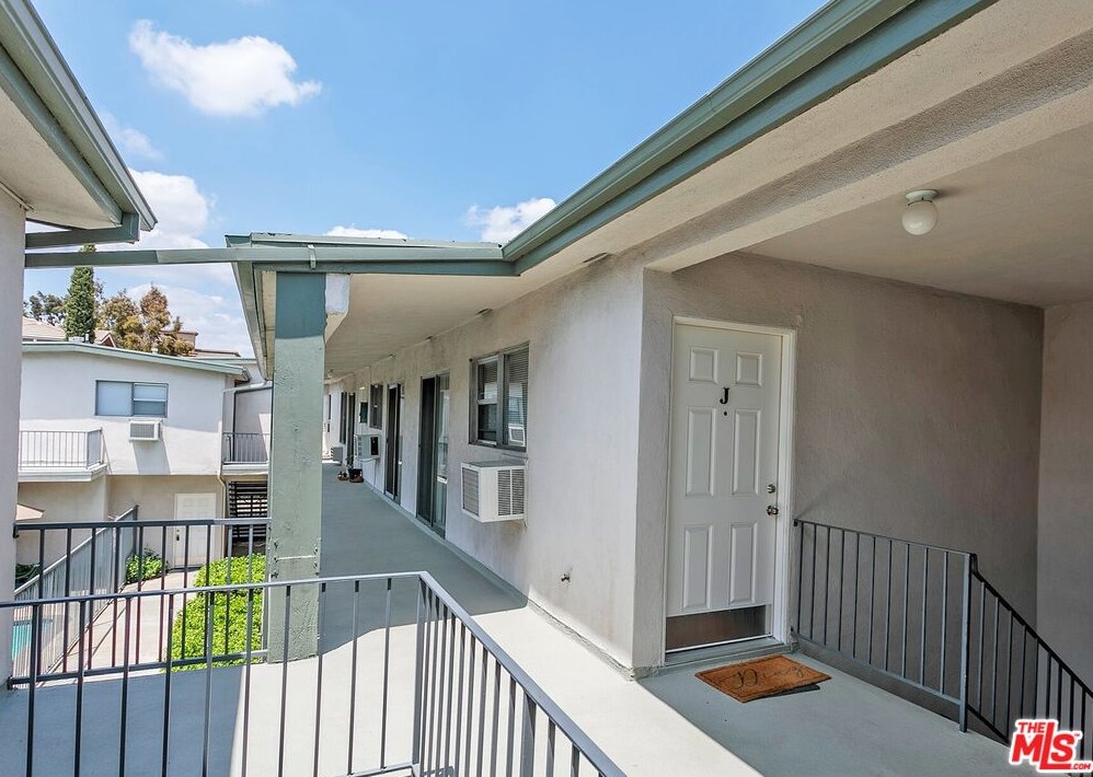 101 Beacon St, Alhambra CA  91801-3815 exterior