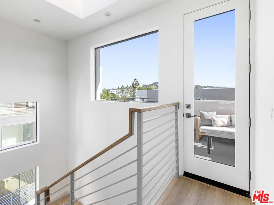 3411 Fletcher Dr, Los Angeles CA  90065-2955 exterior