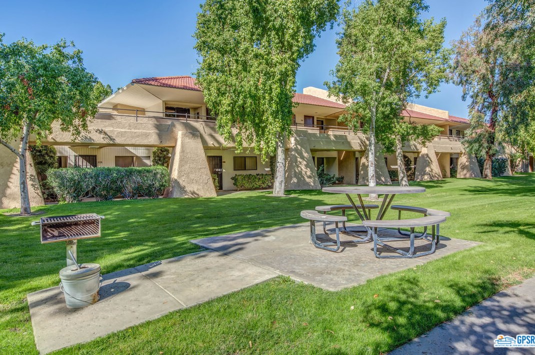 2810 N Arcadia Ct #a-115, Palm Springs, CA 92262
