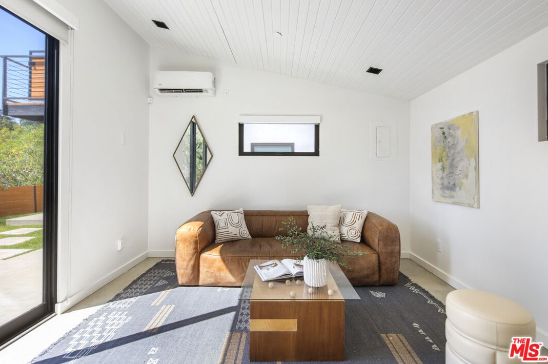 2326 Ewing St, Los Angeles CA  90039-3125 exterior