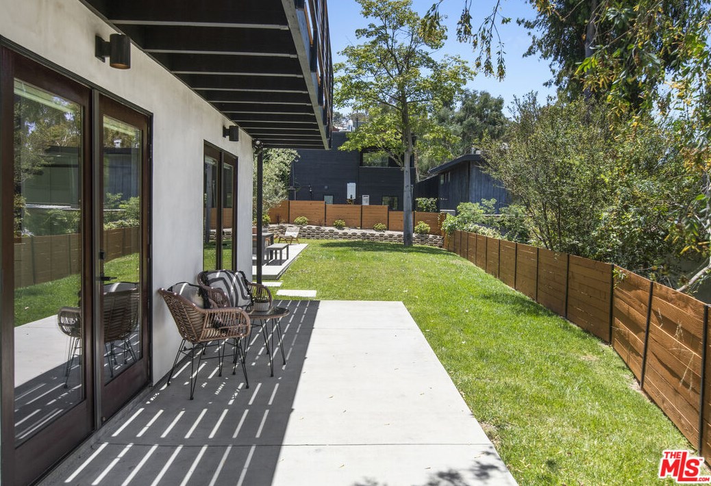 2326 Ewing St, Los Angeles CA  90039-3125 exterior