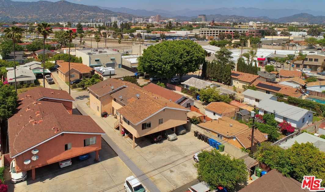 4122 Sequoia St, Los Angeles CA  90039-1119 exterior