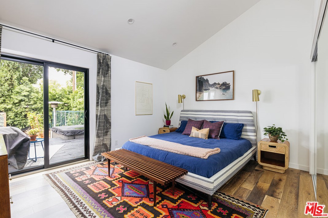 3952 Revere Ave, Los Angeles CA  90039-1622 exterior