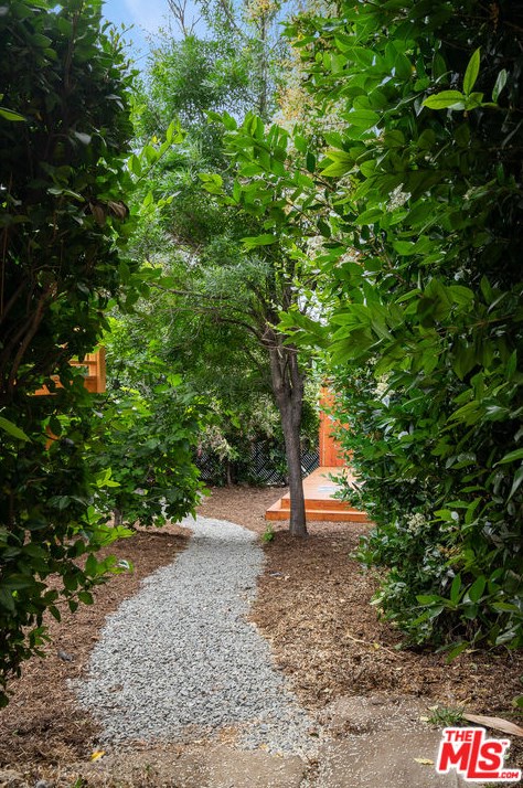 3174 Weldon Ave, Los Angeles CA  90065-2953 exterior