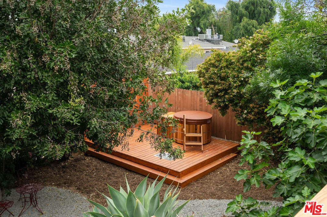 3174 Weldon Ave, Los Angeles CA  90065-2953 exterior