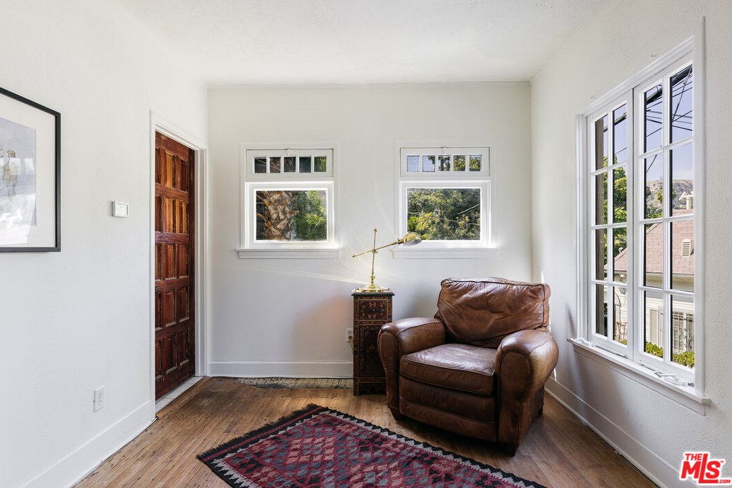 2443 Gower St, Los Angeles CA  90004-1303 exterior