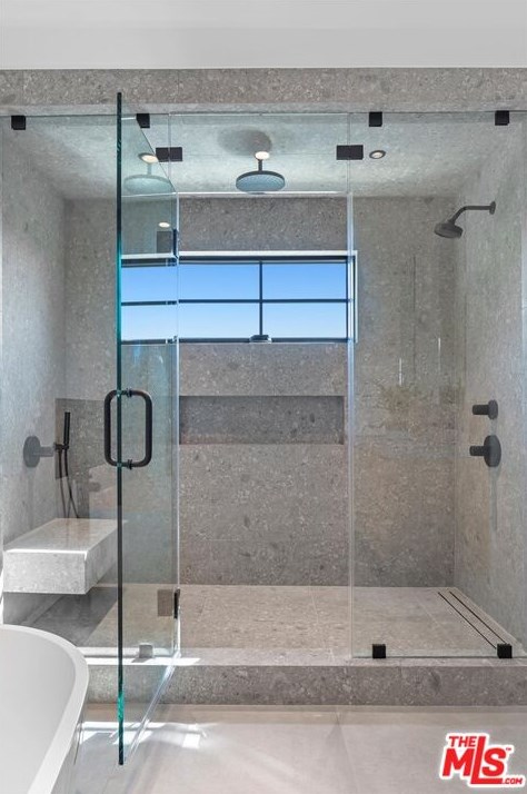3945 Beethoven St, Los Angeles CA  90066-4144 exterior
