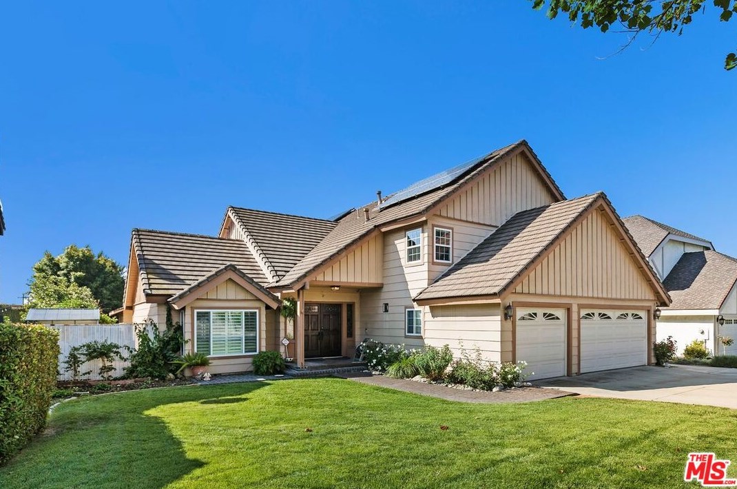 144 Blue Mountain Way, Claremont CA  91711-2824 exterior