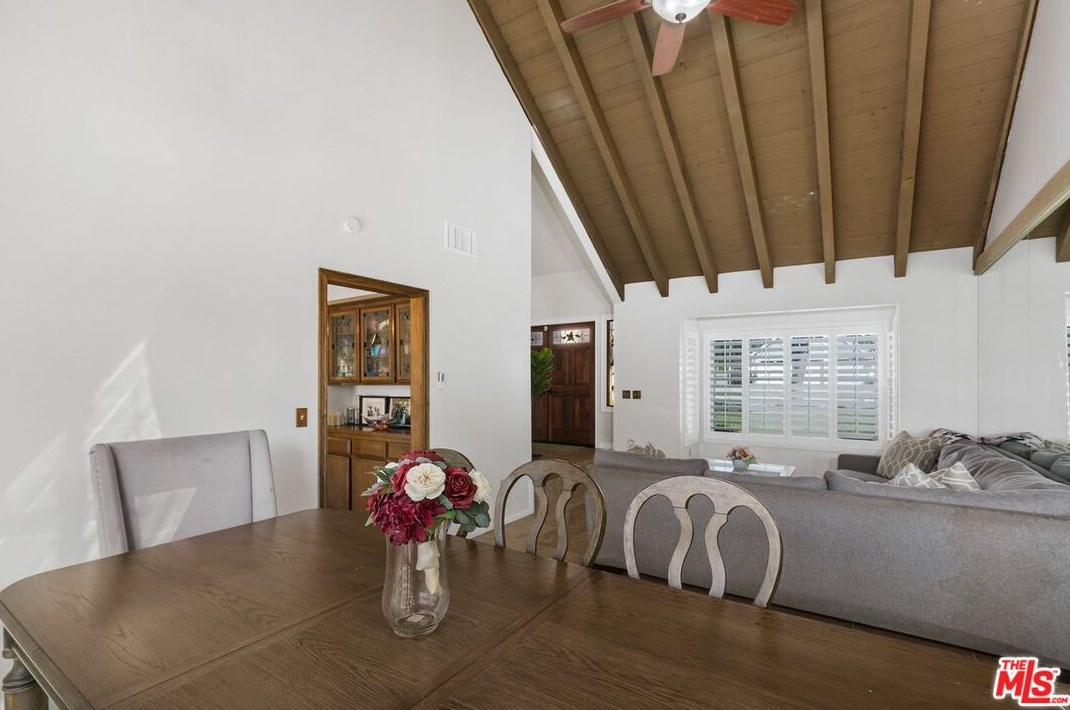 144 Blue Mountain Way, Claremont CA  91711-2824 exterior