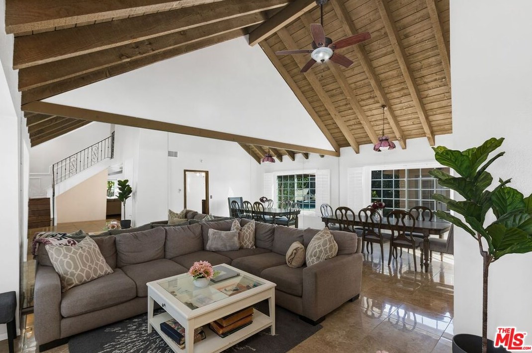 144 Blue Mountain Way, Claremont CA  91711-2824 exterior