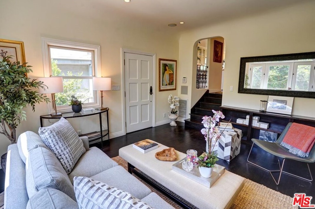 2070 Stanley Hills Dr, Los Angeles CA  90046-7752 exterior