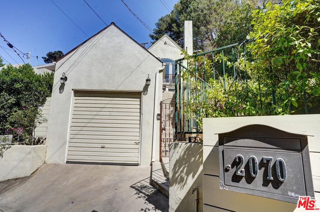 2070 Stanley Hills Dr, Los Angeles CA  90046-7763 exterior