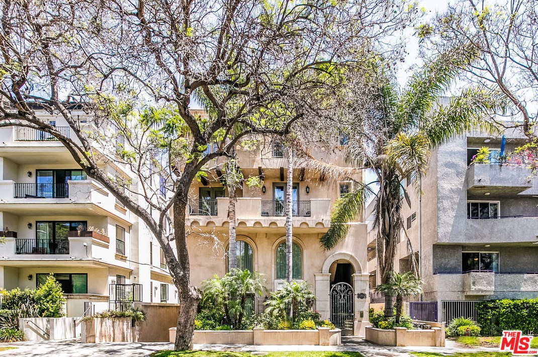 1544 Camden Ave, Los Angeles CA  90025-5698 exterior