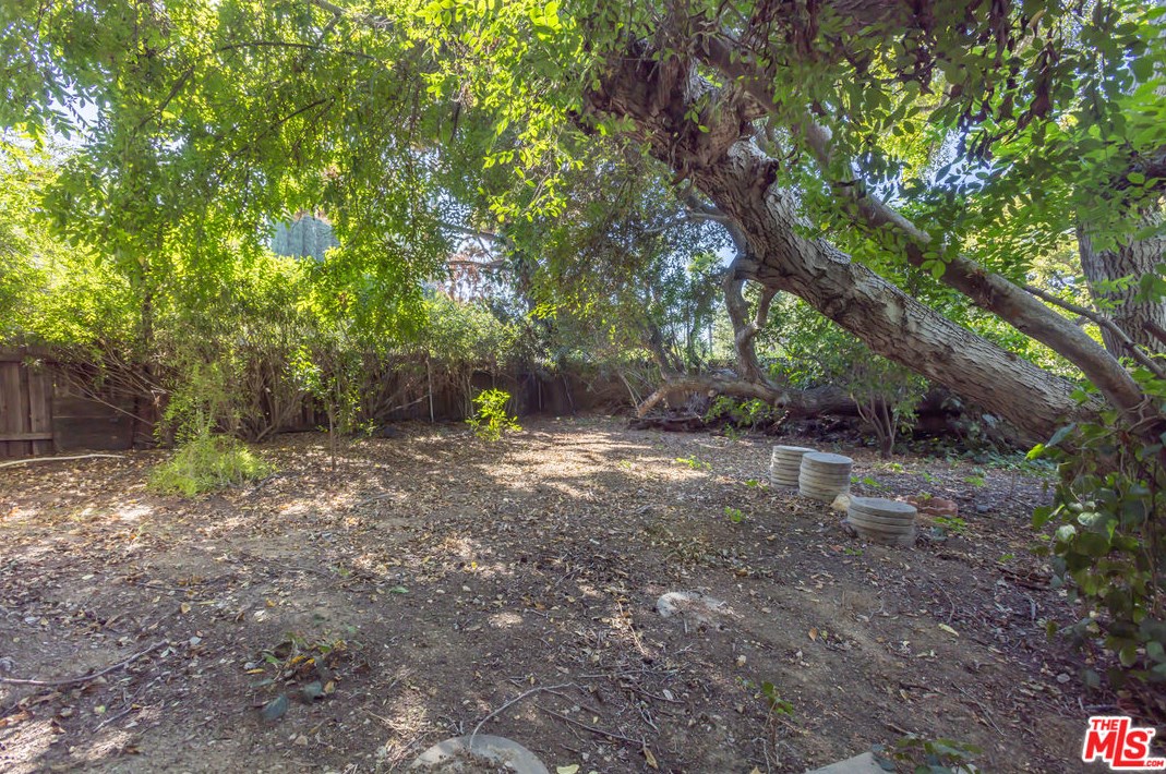 11600 Canton Pl, North Hollywood CA  91604-4163 exterior