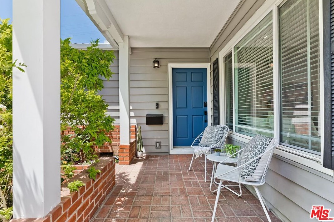 3608 Greenwood Ave, Los Angeles CA  90066-3018 exterior