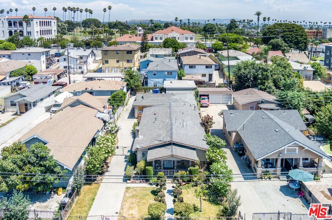 814 Bonnie Beach Pl, Los Angeles CA  90063-3508 exterior