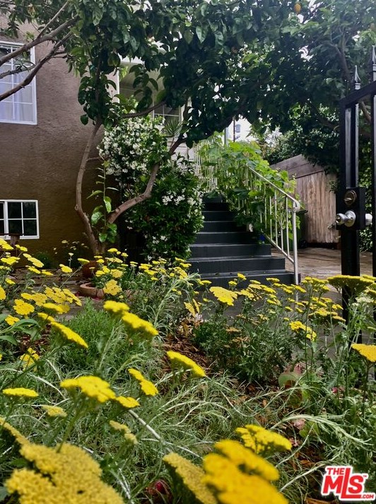 812 Coronado St, Los Angeles CA  90026-3913 exterior