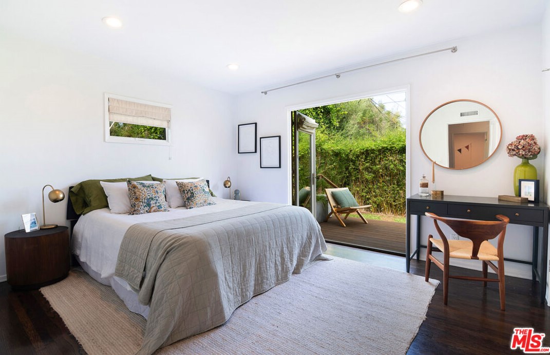 12207 Lawler St, Los Angeles CA  90066-1908 exterior