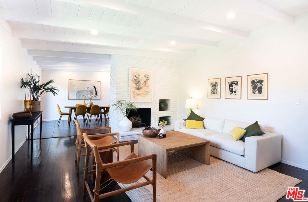 12207 Lawler St, Los Angeles CA  90066-1908 exterior