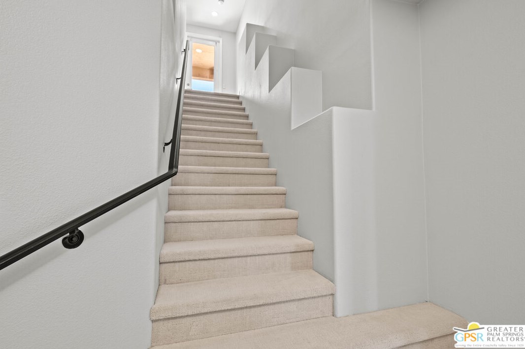 67794 Via Seguro, Cathedral City CA  92234-0120 exterior