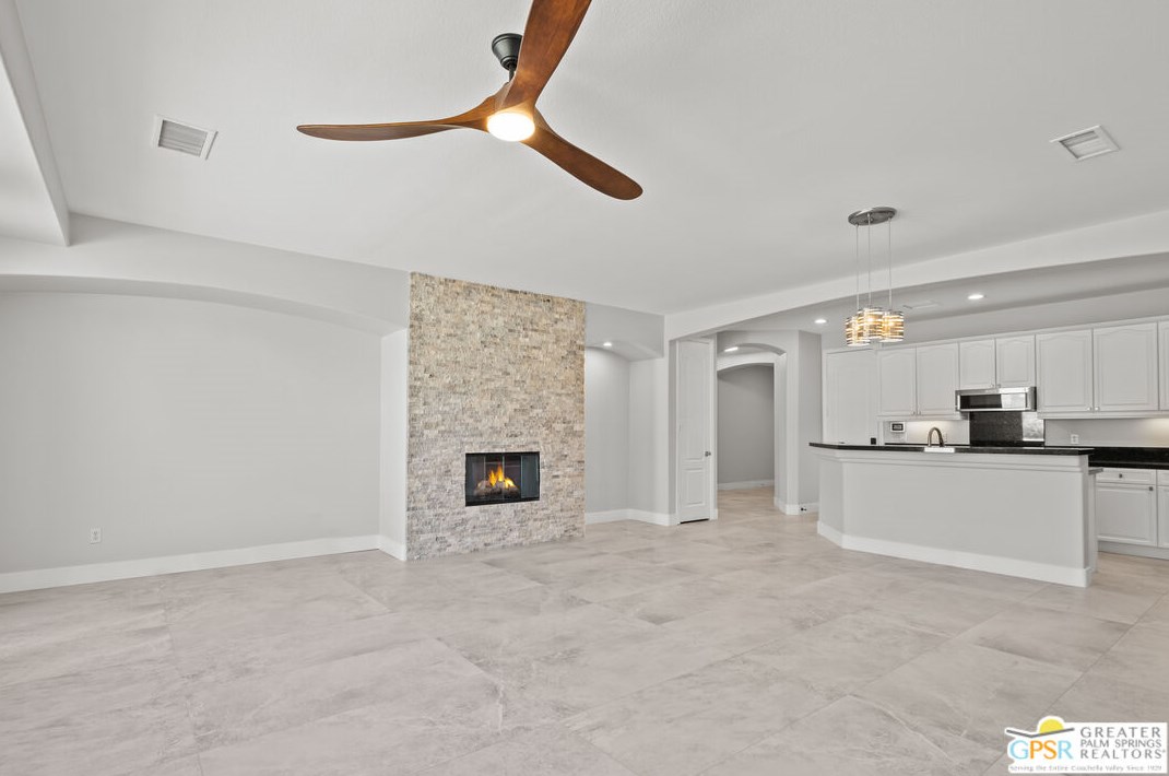 67794 Via Seguro, Cathedral City CA  92234-0120 exterior