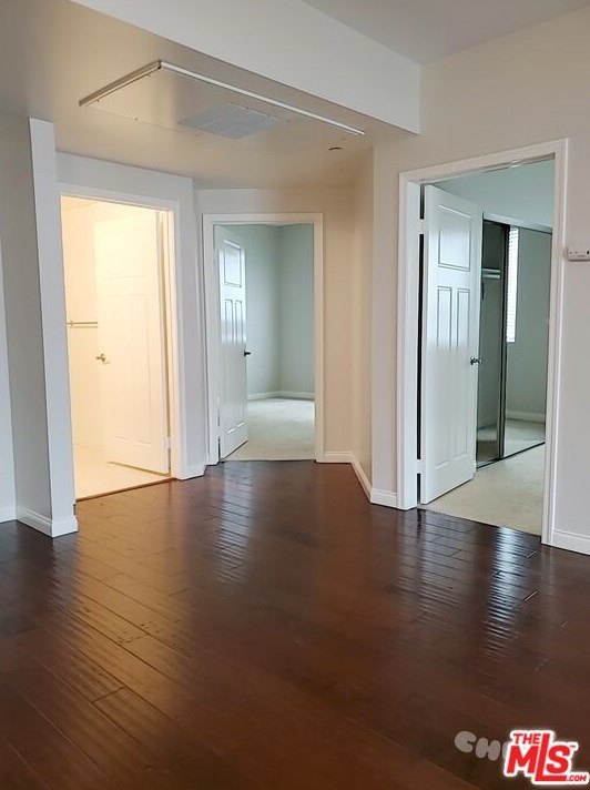 1029 Hobart Blvd, Los Angeles CA  90006-3083 exterior
