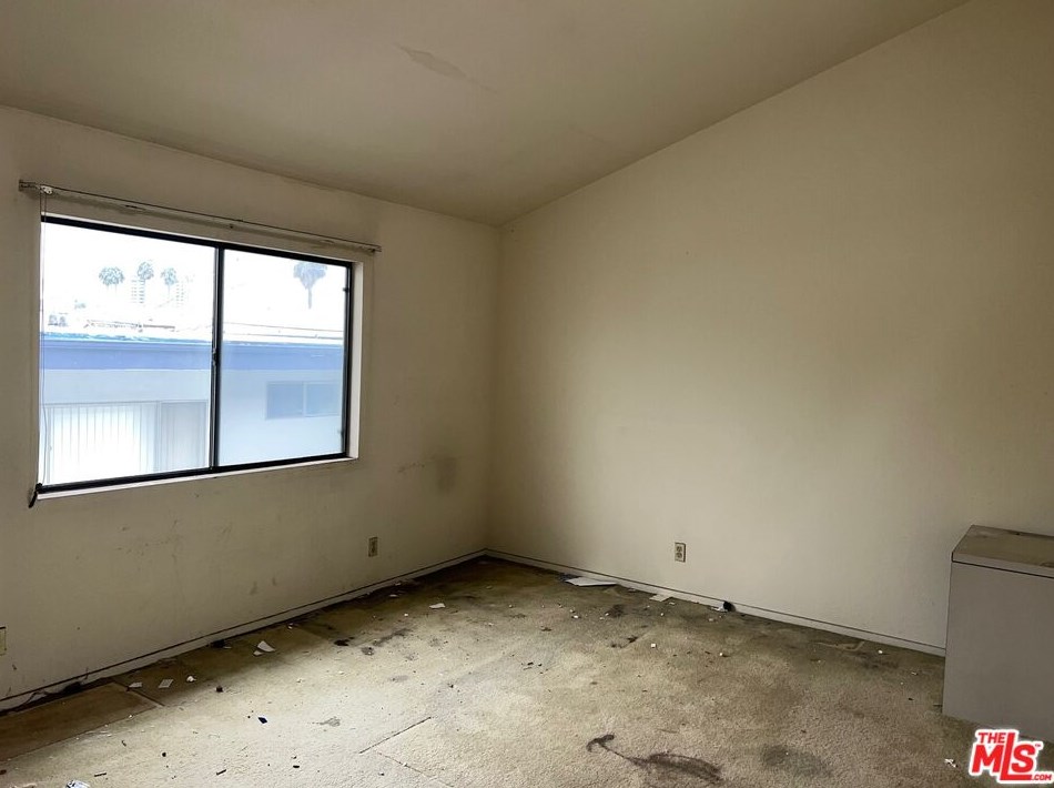 315 Harvard Blvd, Los Angeles CA  90004-4411 exterior