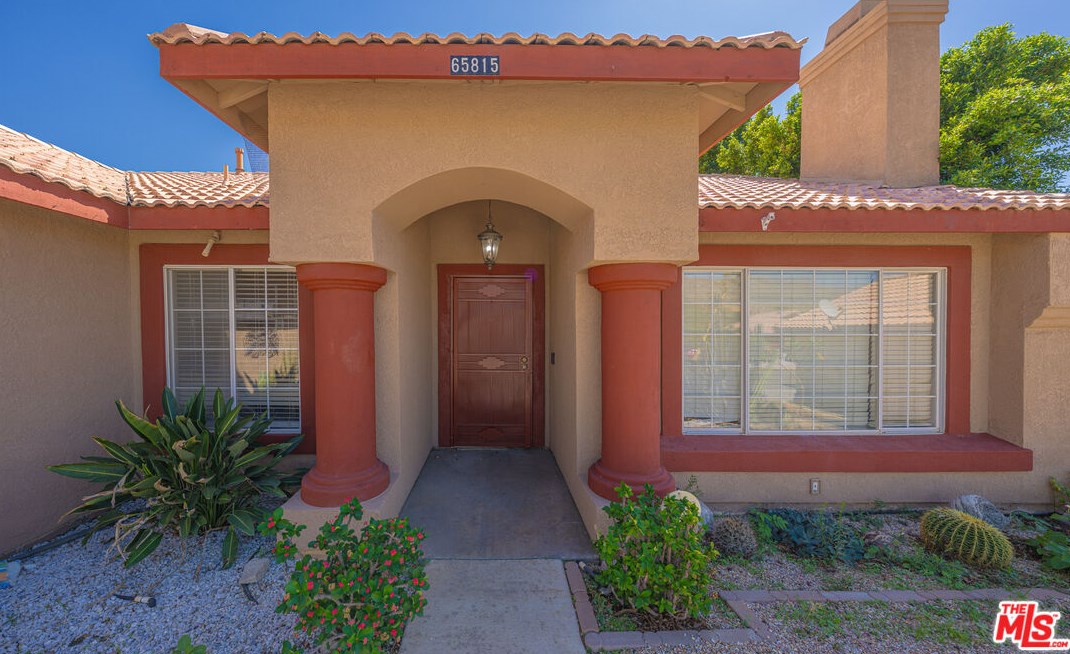 65815 Avenida Pico, Desert Hot Springs CA  92240-1546 exterior
