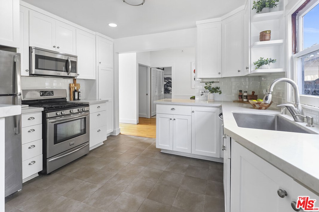 4125 Irving Pl, Los Angeles CA  90232-2811 exterior