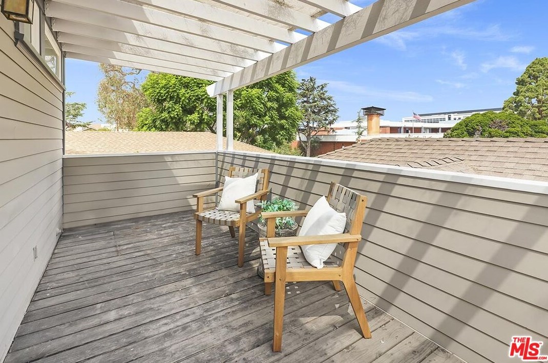 4125 Irving Pl, Los Angeles CA  90232-2811 exterior